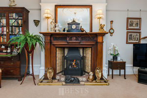 11 Weston Road